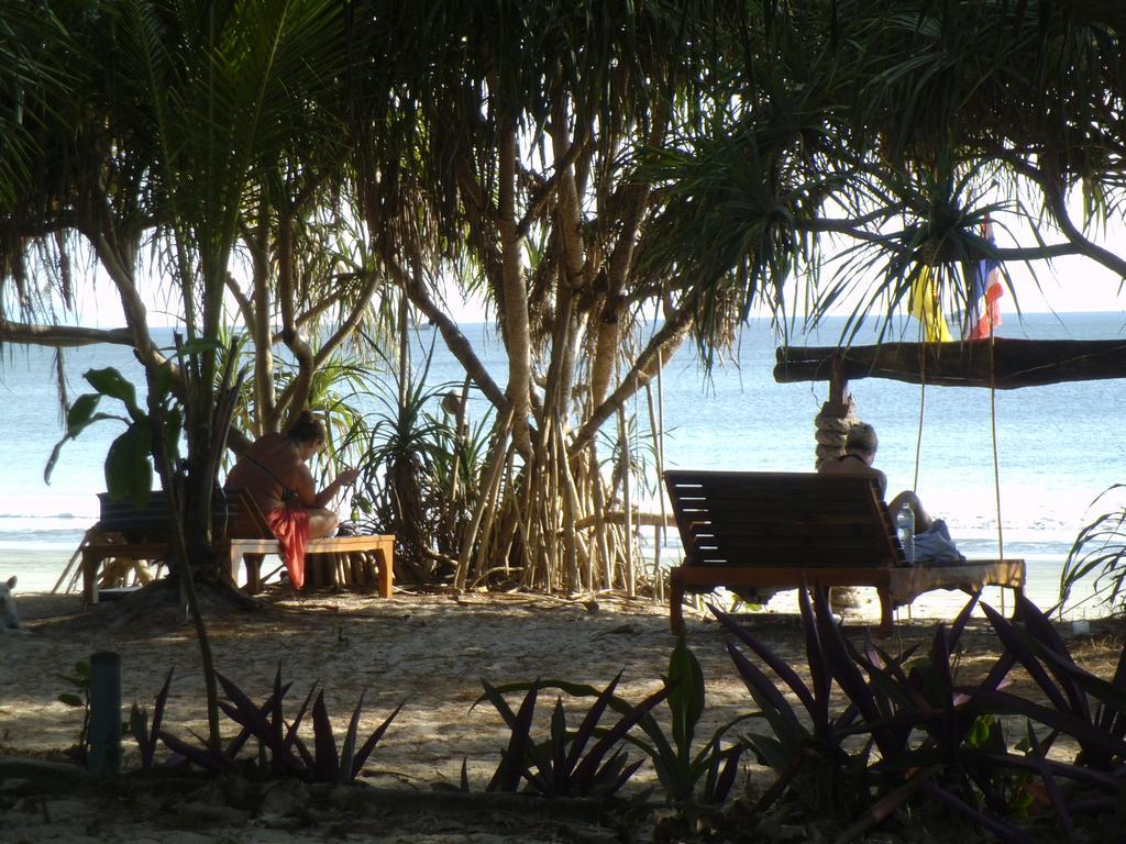 Hornbill Hut Hotell Koh Phayam Eksteriør bilde